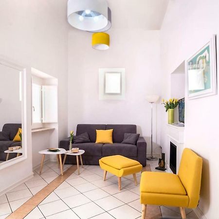 Maison M. - Luxury Apartment In Piazza Tasso Sorrento Exteriör bild